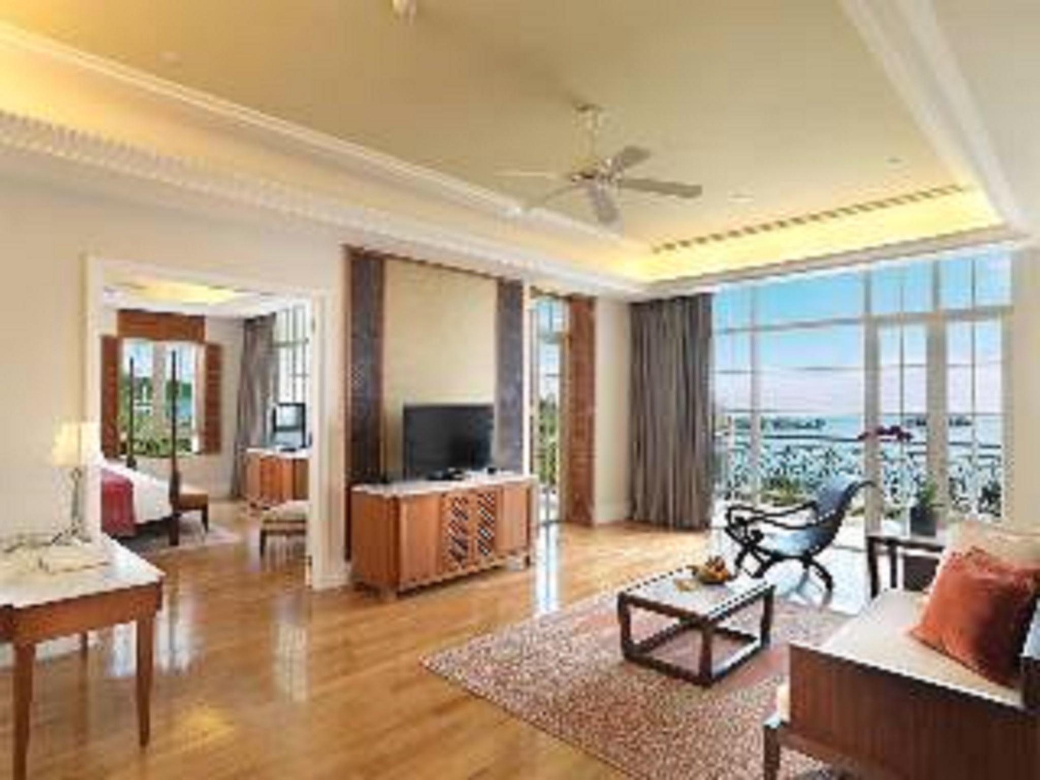 เดอะ แดนนา ลังกาวี - ในเครือสมอลล์ลักชัวรี โฮเทลออฟเดอะเวิลด์ Hotel ปันไตก็อก ภายนอก รูปภาพ A suite at the Shangri-La Hotel, Kuala Lumpur